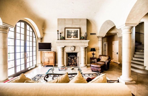 Hummingbird Vista Villa | Catalina by AvantStay 6BR Private Grand Estate Gorgeous Backyard Pool