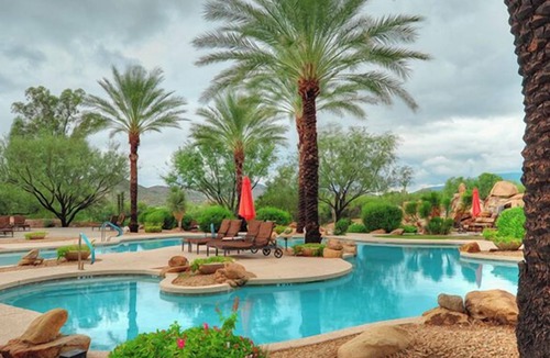 Cave Creek Condo | Cave Creek | Family Desert Vacation | Pool + Golf | 2BR