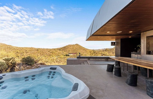 Red Dog Ranch House | Cave Creek - Mountain Views, Hot Tub & Fire Pit