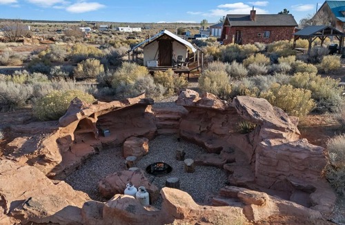 Fredonia Cabin | Cave Dwellers- Zions' Only Hand-sculpted Cave