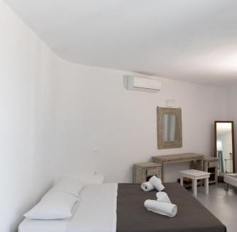 Agios Ioannis Villa | Cavo Apollon Sunset Pool Villa