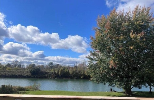 Cayuga House | Cayuga, NY On Seneca River