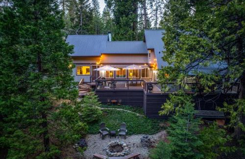 Sierra Cedars House | Cedar Horn- Serene Family Shaver Retreat