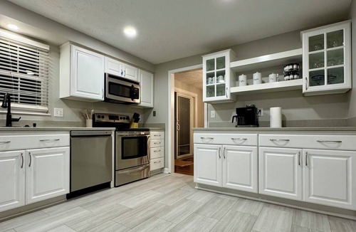 Indianapolis House | Central 5-Bed King Retreat with Hot Tub and Game Room