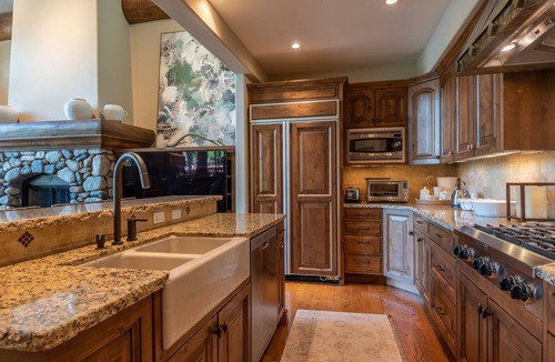 Ketchum House | Central Park Townhome 142B- Luxury Tri-Level Close to Bike Path & MTN. Hiking