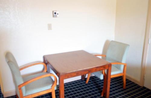 Northeast Virginia Beach Hotel | Cerca Del Mar Motel