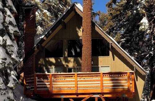 Mammoth Lakes Ski Chalet | Chalet #22, Stunning Slope Side Ski in Ski Out