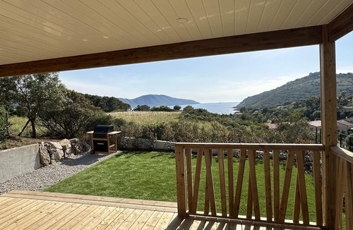 Residences du Golfe de Lava Ski Chalet | Chalet 5 minutes' walk from the beach