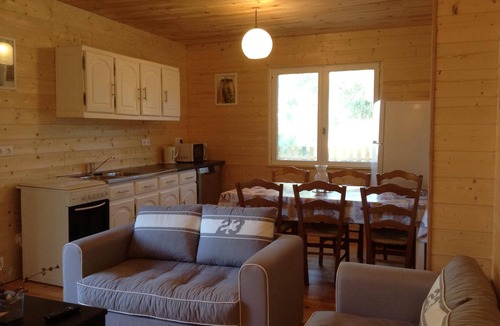 Porticcio Cottage | CHALET MIMOSA - 6 PEOPLE - 3 BEDROOMS and 2 BATHROOMS
