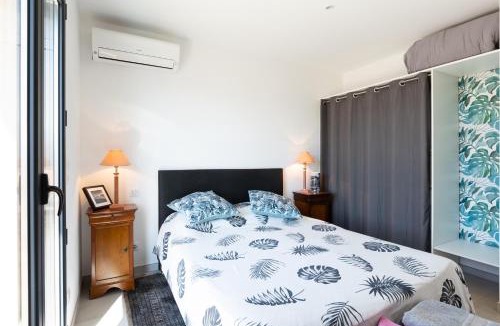 Palasca Bed & Breakfast | Chambre D'hôtes À Losari