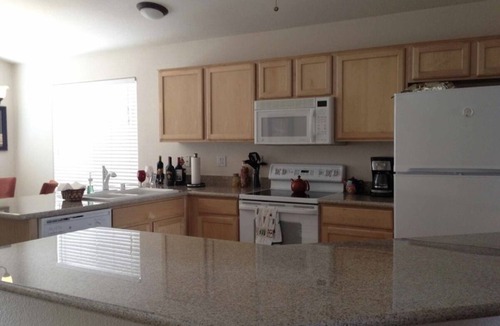 Springfield Lakes Reflection House | Chandler Arizona Desert Escape Vacation Rental