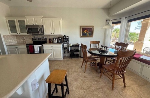 Springfield Lakes House | Chandler Home - Golf, Private Pool & Spa, Mountain View, Gated Community