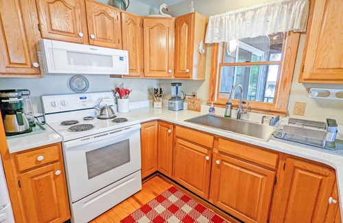Piney Island House | Channel Watch | Assateague Channel Waterfront w/Private Dock, Screened Porch, Balconies & Sunrises
