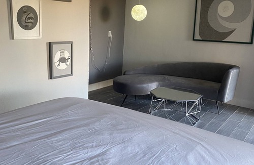 Truth or Consequences Hotel | Charles Hotsprings