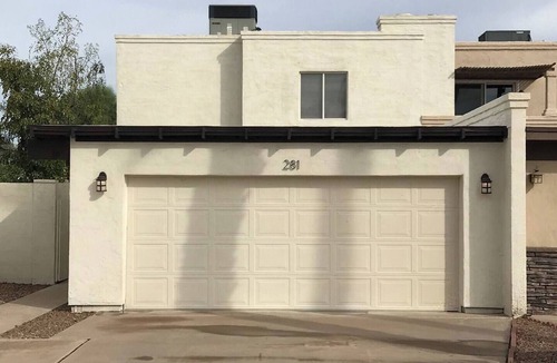 Litchfield Park House | Charm of Old Litchfield- No Chores!