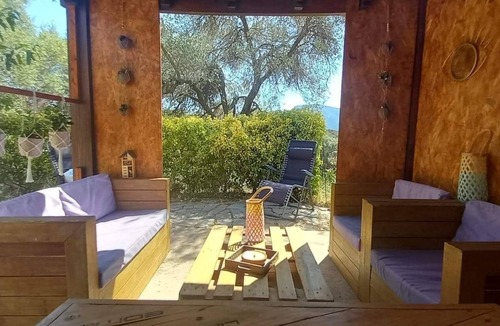 Afa Apartment | Charmant Studio a AFA au Pied du Mont Gozzi Près D'ajaccio