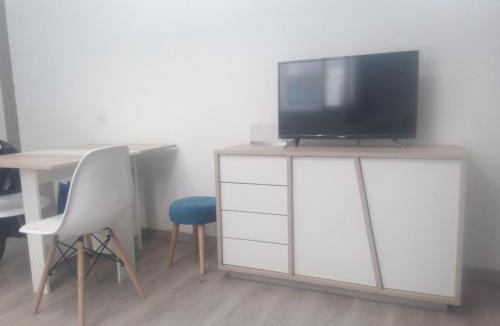 Bastia Apartment | Charmant studio climatisé à 300m du port. Refait à neuf.