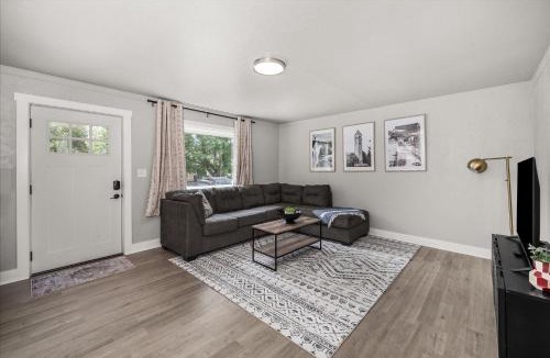 West Central House | Charming 2 Bedroom home in beautiful Spokane!