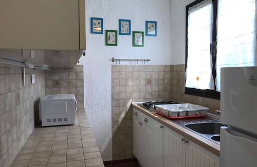 Marine de Saint Ambroggio House | Charming 2-Room House, 5 Sleeps, Steps to Beach, Terrace, Parking, Linens Included