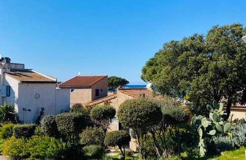 Marine de Saint Ambroggio House | Charming 2-Room House, 5 Sleeps, Steps to Beach, Terrace, Parking, Linens Included