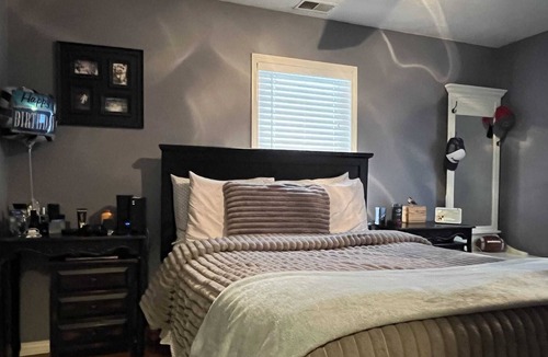 Buechel House | Charming 3 Bed, 2 Bath House Near Churchill Downs