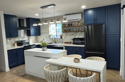 Las Vegas Cottage | Charming 3-bedroom cottage in fantastic Las Vegas with Pool