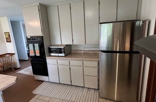 Coldwater Cottage | Charming 3-bedroom home on Coldwater Lake