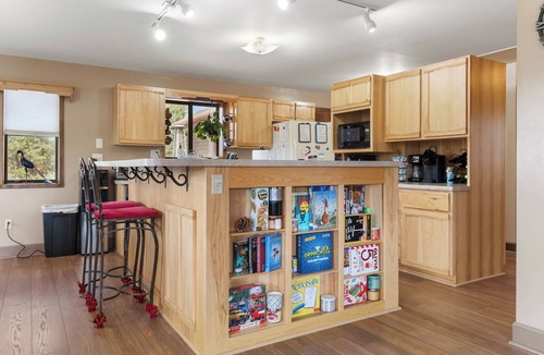 Williamson House | Charming 3-bedroom house with WiFi, AC, in pleasant Williamson Valley, Prescott