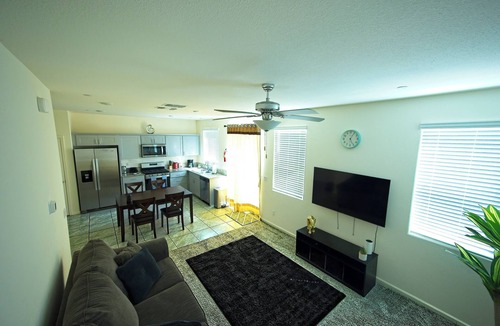 Merced House | Charming 3-bedroom house in nice Merced