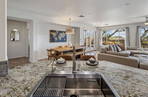 Anthem House | Charming - 3bdr Country Club - Med trips - Gated