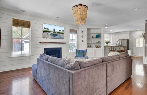 Mount Pleasant House | Charming 4-bedroom house with pool in lovely Mount Pleasant