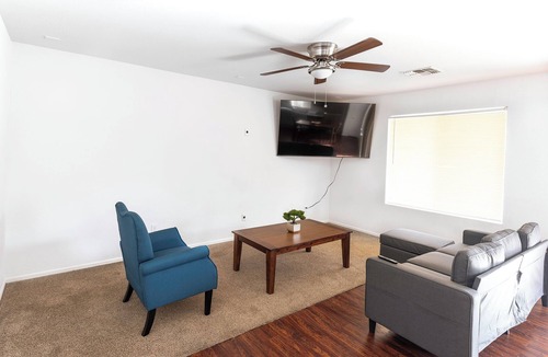 Maricopa House | Charming 4-bedroom house in marvelous Maricopa. Close to major freeways. AC/WIFI