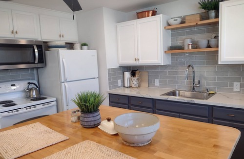 Spokane House | Charming 4-bedroom light and open concept house with in a good area of Spokane