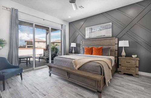 Ivins House | Charming 5-bedroom townhome in Santa Clara