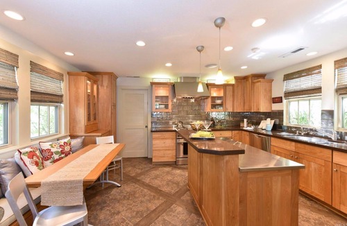 St. Helena Cottage | Charming and Romantic Historic Saint Helena Cottage