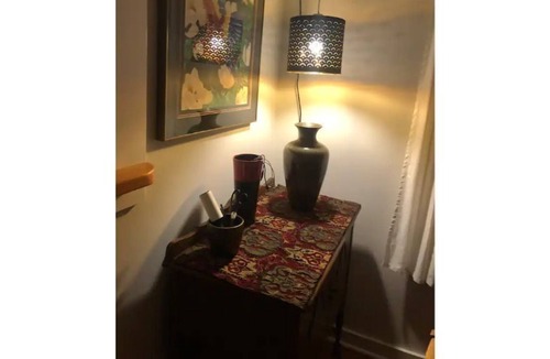 Helper House | Charming artfully appointed eclectic bungalow