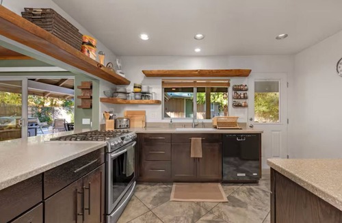 Bass Lake House | Charming Bass Lake cabin; roomy bedrooms; huge front deck; back patio w/fire-pit