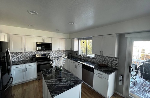 Broomfield House | Charming Broomfield Retreat: Modern Comforts & Prime Location