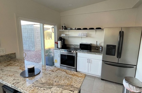 Drexel Heights House | Charming bungalow in beautiful Tucson with AC, WiFi