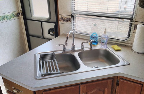 Scenic House | Charming Chateau RV in the Desert of Scenic, Arizona