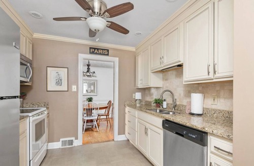 Lexington House | Charming Cottage - Near I-75 & Horse Park + Farms