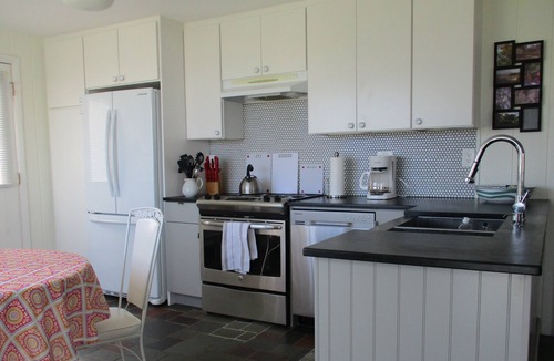 Charlestown Cottage | Charming cottage with fabulous pond views, kayak pond access & minutes to beach.