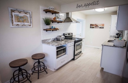 Chic's Beach House | Charming family-friendly beach home