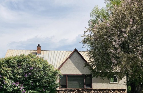 Freedom House | Charming home at the mouth of Jacknife Canyon in beautiful Star Valley