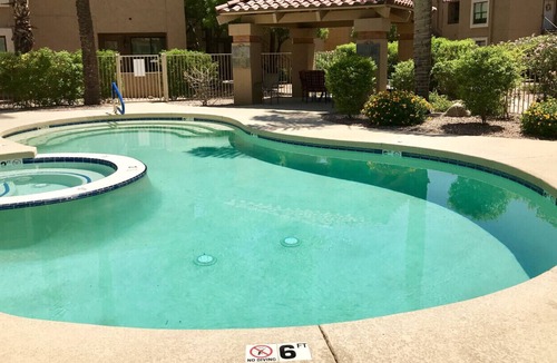 Central Scottsdale House | Charming Poolside Condo In The Heart of Scottsdale
