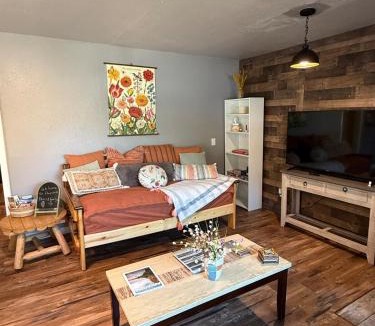 Flagstaff House | Charming Private Casita