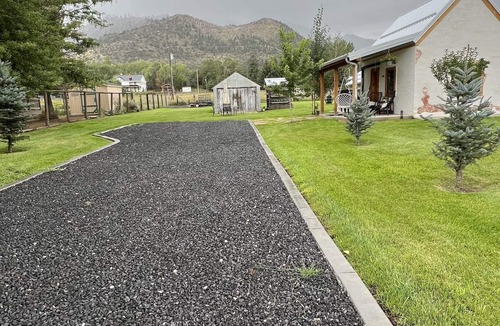 Pine Valley Cottage | Charming Settlers Cottage