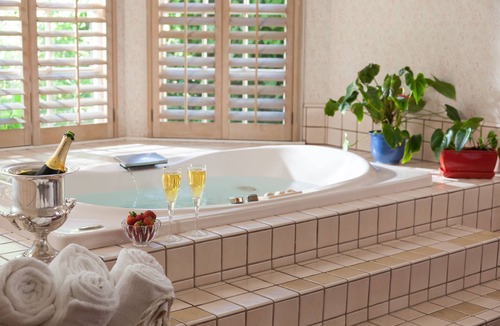Oak Park Bed & Breakfast | Cheshire Cat Inn & Cottages