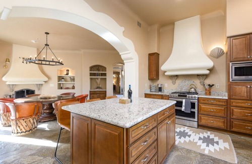 Carefree House | Chic 3BR Estate w/Stables + Pool + Pickleball