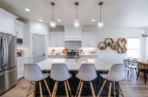 Kimberly House | Chic & Stylish/King bd/Fireplace
